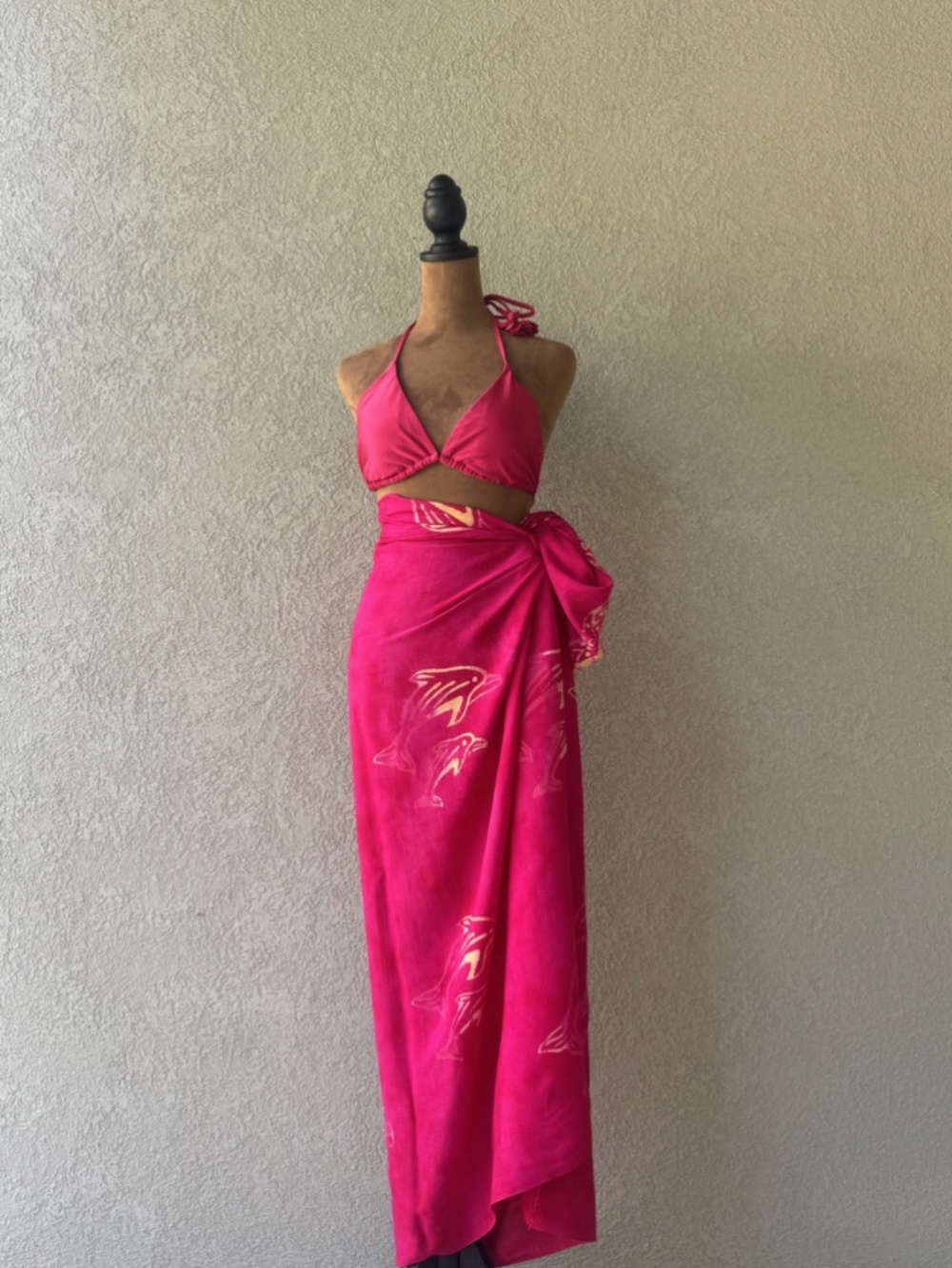 One Size Hot Pink Dolphin Print Sarong / Wrap Skirt Cover-Up
